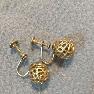 Silver tone screw back earrings